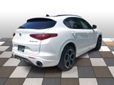 Used 2022 Alfa Romeo Stelvio Veloce image 4