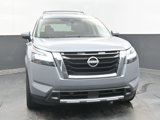 New 2025 Nissan Pathfinder Platinum image 2