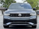 Used 2023 Volkswagen Tiguan SE R-Line image 2