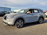 New 2025 Nissan Pathfinder Platinum image 3