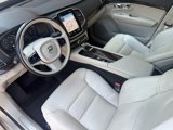 Used 2018 Volvo XC90 T6 Momentum w/ Convenience Package image 3