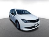 Used 2024 Chrysler Voyager LX image 3