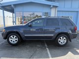 Used 2010 Jeep Grand Cherokee Laredo image 2