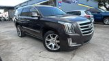 Used 2015 Cadillac Escalade Premium image 2