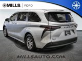 Used 2024 Toyota Sienna XLE image 5