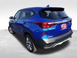 Certified 2022 Kia Seltos LX image 5