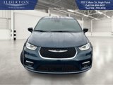 New 2025 Chrysler Pacifica Select image 3