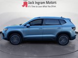 New 2025 Volkswagen Taos SE image 2