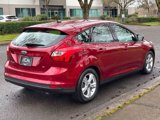 Used 2013 Ford Focus SE w/ SE Winter Pkg image 5