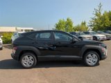 New 2026 Hyundai Kona SE image 2