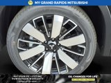 New 2025 Mitsubishi Outlander SE image 4