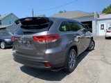 Used 2018 Toyota Highlander XLE image 5