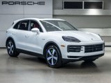 Used 2025 Porsche Cayenne E-Hybrid image 5