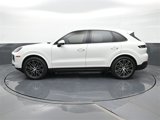 Used 2025 Porsche Cayenne image 2