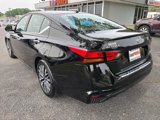 Used 2023 Nissan Altima 2.5 SV image 5