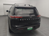 Used 2023 Nissan Pathfinder SV image 6