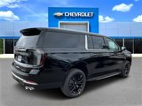 New 2025 Chevrolet Suburban Premier image 3