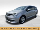 Used 2017 Chrysler Pacifica LX image 3