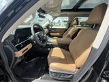 Certified 2025 INFINITI QX80 Luxe image 5