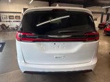 Used 2021 Chrysler Pacifica Touring-L image 6