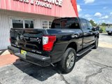 Used 2019 Nissan Titan SV w/ SV Convenience Package image 6