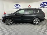 New 2025 Mitsubishi Outlander SE image 4