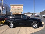 Used 2023 Toyota Highlander LE image 4