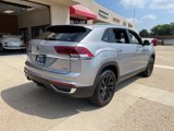 Certified 2022 Volkswagen Atlas Cross Sport SE image 5