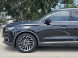 Used 2019 Lincoln Nautilus Reserve image 4