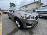 Used 2017 Kia Sorento LX w/ LX Convenience Package image 2
