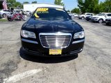 Used 2014 Chrysler 300 C image 4