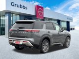 New 2025 Nissan Pathfinder SL w/ SL Premium Package image 3