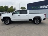 Used 2023 Chevrolet Silverado 2500 Custom w/ Custom Value Package image 2
