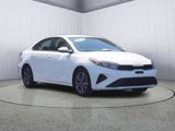 Used 2022 Kia Forte LXS image 2