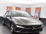 Used 2024 Hyundai Elantra SEL image 2