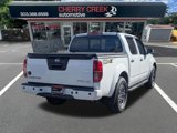 Used 2019 Nissan Frontier PRO-4X image 3
