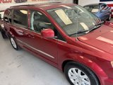 Used 2014 Chrysler Town & Country Touring image 4