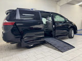 Used 2020 Toyota Sienna LE image 2