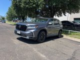 New 2025 Honda Pilot Touring image 3