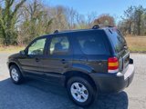 Used 2005 Ford Escape XLT image 4
