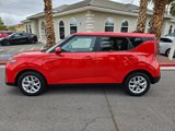 Used 2022 Kia Soul LX w/ Technology Package image 2