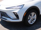 Used 2025 Buick Envista Preferred w/ Advanced Safety Package image 3