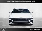 Used 2024 Hyundai Elantra SEL w/ Convenience Package image 2