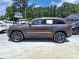 Used 2019 Jeep Grand Cherokee Limited w/ Luxury Group II image 3