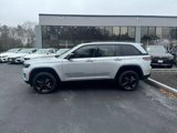 Used 2023 Jeep Grand Cherokee Altitude image 2