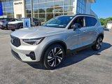Certified 2025 Volvo XC40 B5 Plus image 3