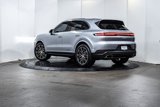 Used 2025 Porsche Cayenne image 3