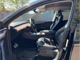 Used 2025 Tesla Model Y Performance image 3