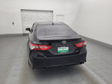 Used 2020 Toyota Camry SE image 6