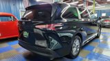 Used 2022 Toyota Sienna LE image 3